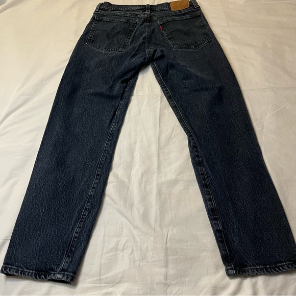 Levi’s Wedgie High Waist Straight Leg Jeans - Picture 2 of 9